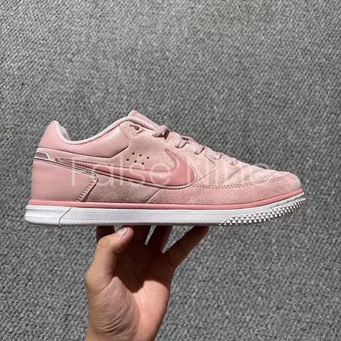 Nike Gato IC