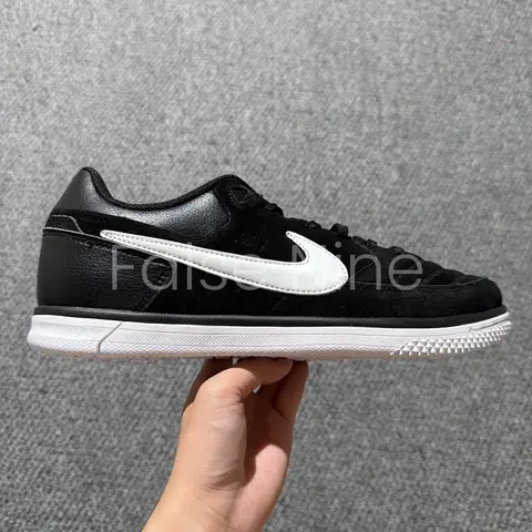 Nike Gato IC