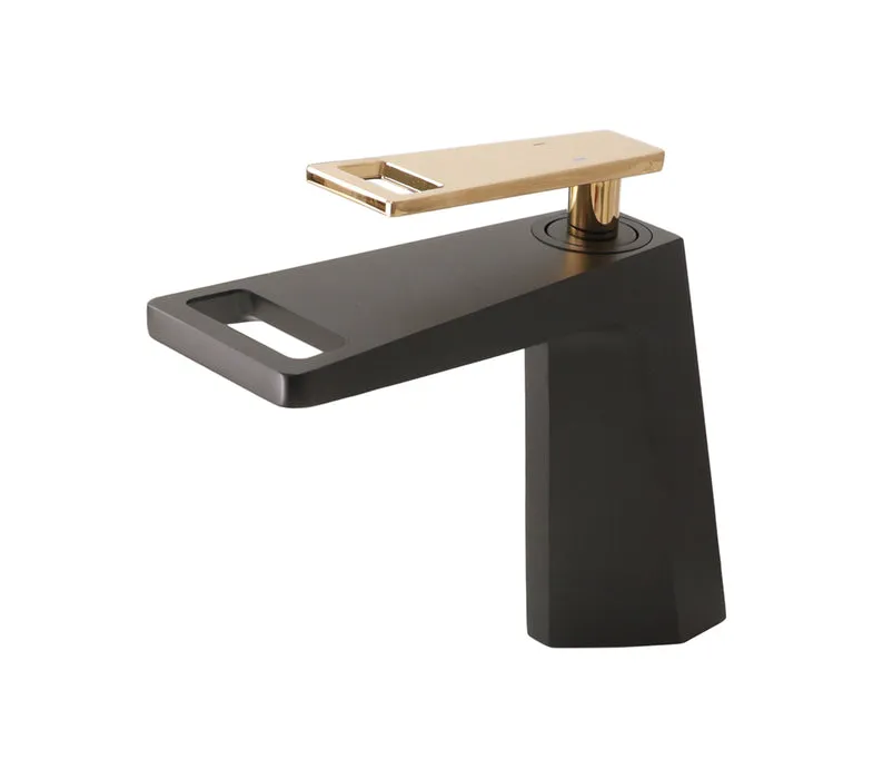 DELTA Single Hole Bathroom Faucet - F11132
