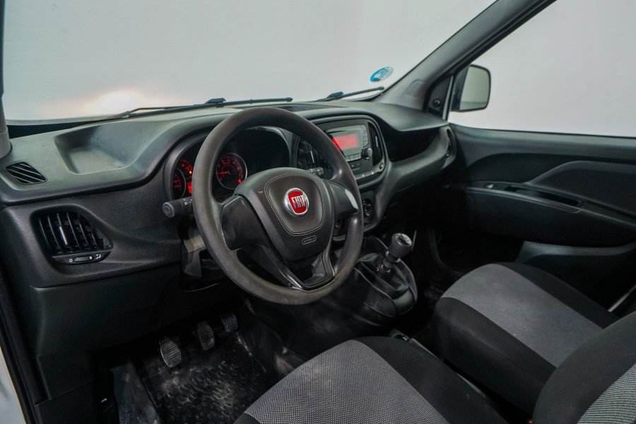 Fiat Doblò GNC Doblò Cargo 1.4 T-Jet GNC Base Plus Maxi 6