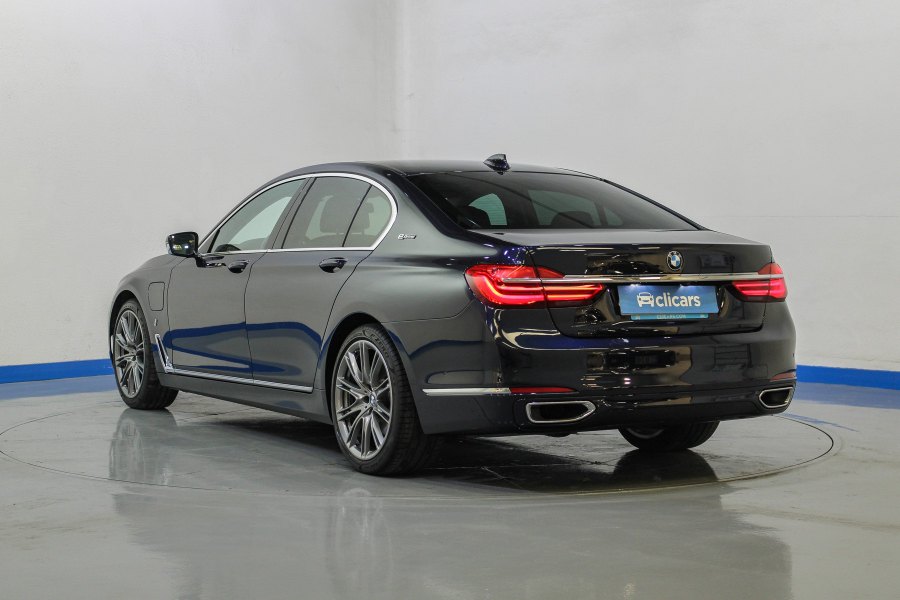 BMW Serie 7 Híbrido enchufable 740e iPerformance 8