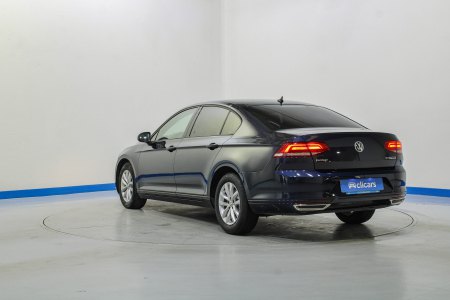 Volkswagen Passat Diésel Advance 1.6 TDI BMT 9