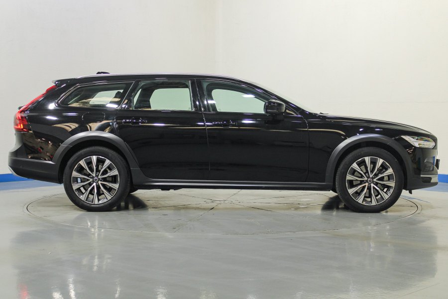 Volvo V90 Cross Country Mild hybrid 2.0 B4 D Pro AWD Auto 6