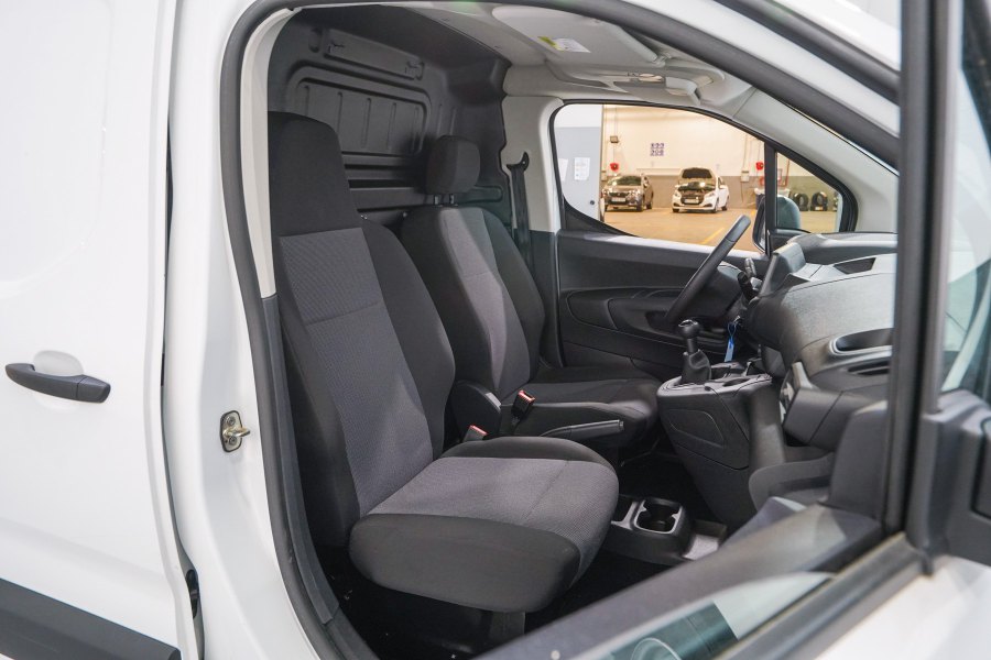 Opel Combo Diésel 1.5 TD 75kW (100CV) Express L H1 1000kg 14