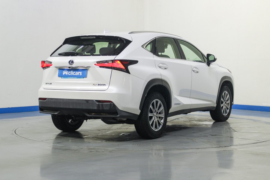 Lexus NX Híbrido 2.5 300h Corporate 2WD + Navibox 5