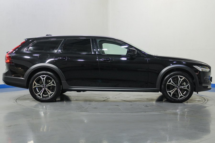 Volvo V90 Cross Country Mild hybrid 2.0 B4 D Pro AWD Auto 6