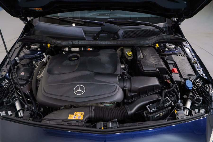 Mercedes Clase A Gasolina A 180 37