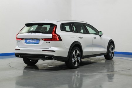 Volvo V60 Cross Country 2.0 B4 (D) AWD Cross Country Pro AUTO 5