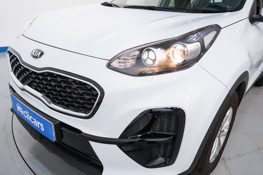 Kia Sportage Mild hybrid 1.6 MHEV Concept 100kW (136CV) 4x2 9