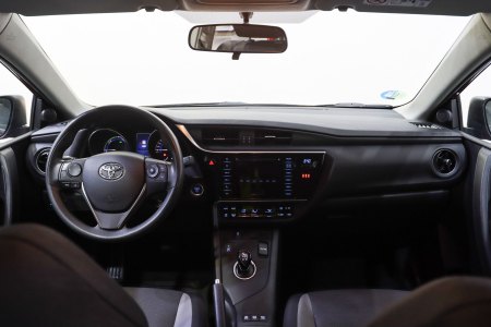 Toyota Auris Híbrido 1.8 140H Hybrid Business 13