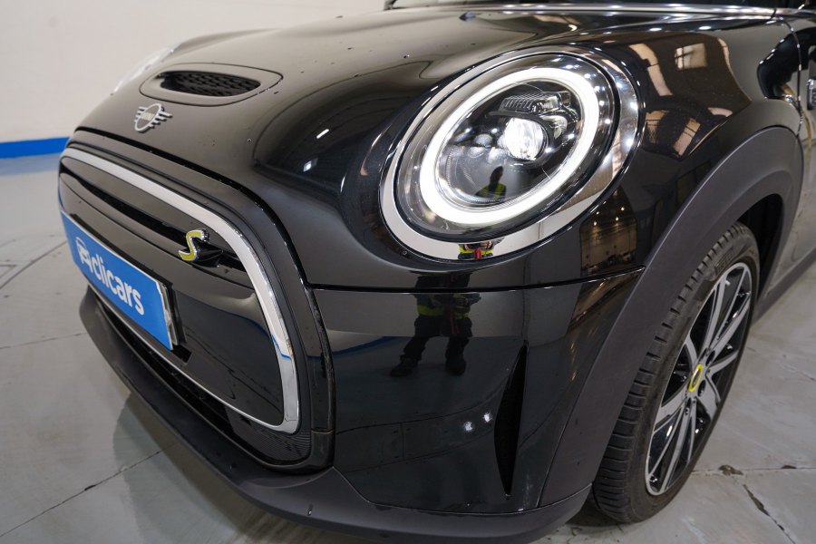 MINI MINI Eléctrico COOPER SE 9