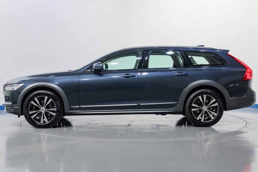 Volvo V90 Cross Country Diésel 2.0 D4 AWD 7