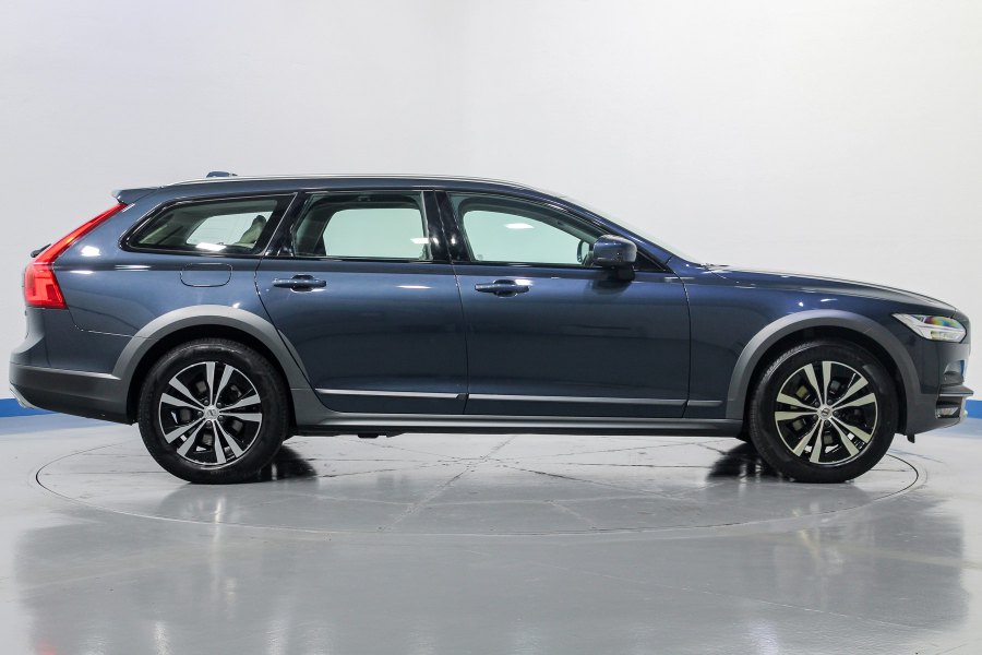 Volvo V90 Cross Country Diésel 2.0 D4 AWD 6