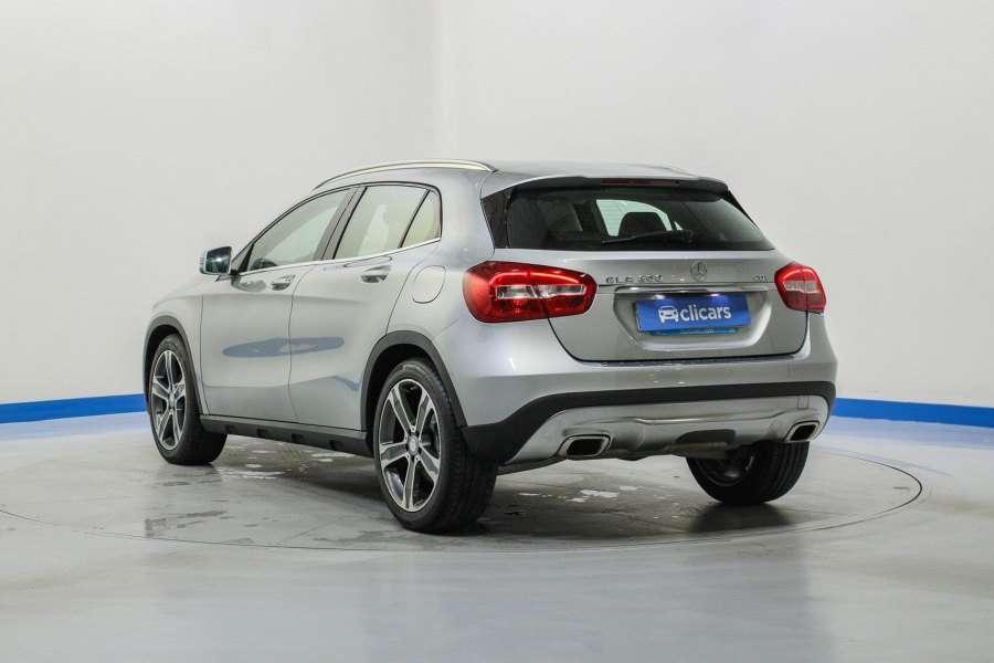 Mercedes Clase GLA Diésel GLA 200 CDI AMG Line 8