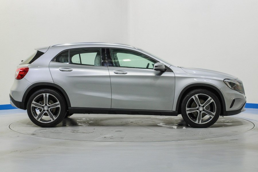 Mercedes Clase GLA Diésel GLA 200 CDI AMG Line 6