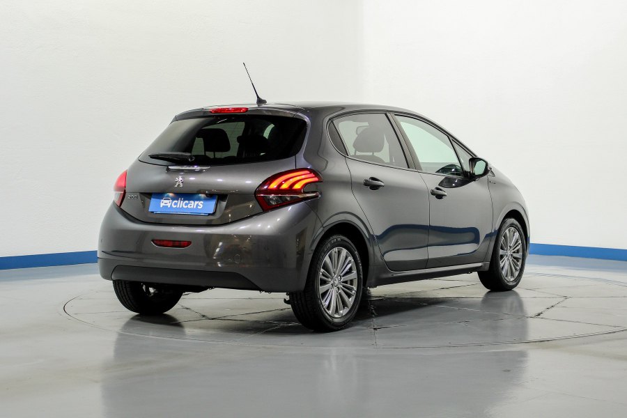 Peugeot 208 Gasolina 208 1.2 PureTech S&S Signature 110 5