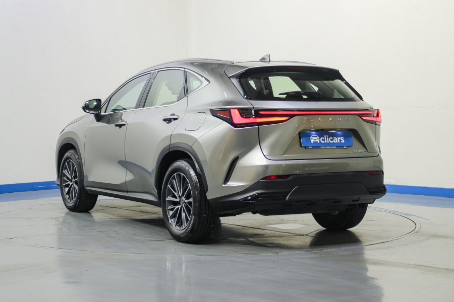 Lexus NX Híbrido 350h Business City 2WD 8