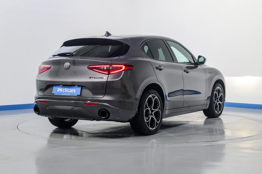 Alfa Romeo Stelvio Diésel 2.2 Diésel 154kW (210CV) Veloce Q4 5