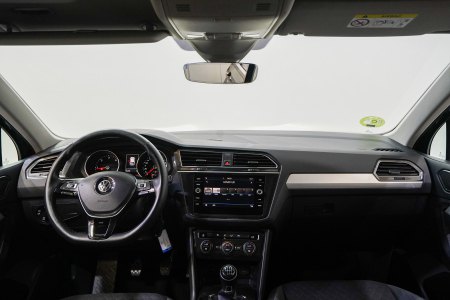 Volkswagen Tiguan Advance 2.0 TDI 6