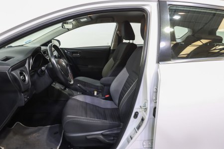 Toyota Auris Híbrido 1.8 140H Hybrid Active (Business Plus) 14