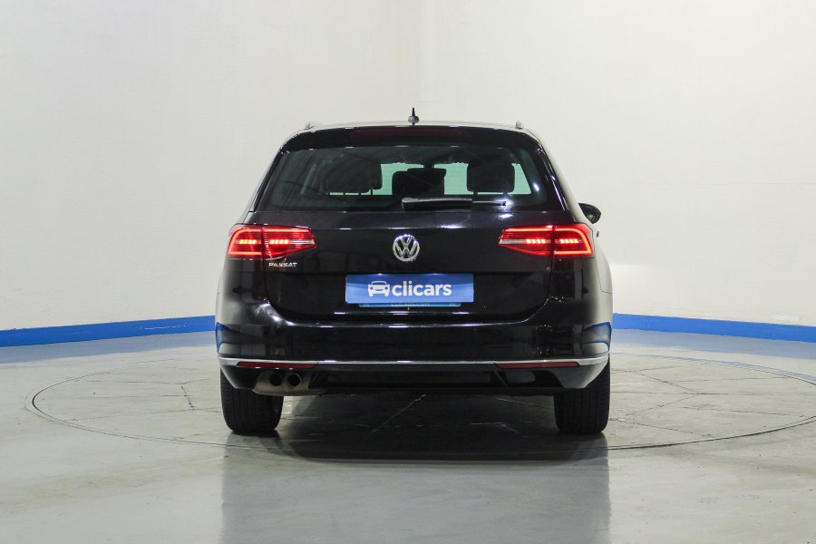 Volkswagen Passat Diésel Sport 2.0 TDI 140kW (190CV) DSG Variant 4