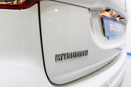 Mitsubishi Outlander Híbrido enchufable 2.4 PHEV Kaiteki Auto 4WD MY19.5 14