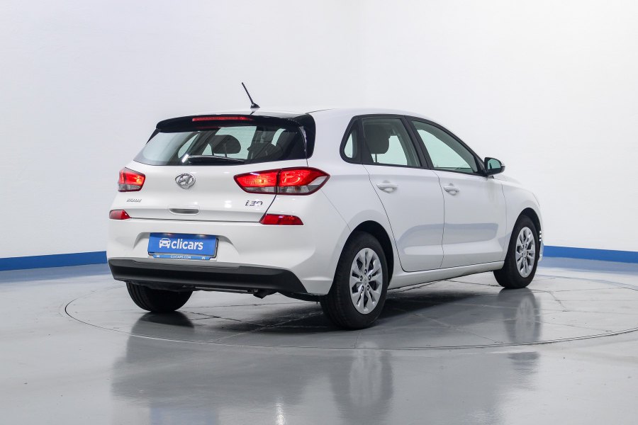 Hyundai i30 Diésel 1.6 CRDI 70kW (95CV) Essence 5