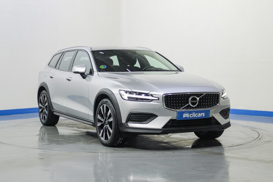 Volvo V60 Cross Country Mild hybrid 2.0 B4 (D) AWD Cross Country AUTO 3