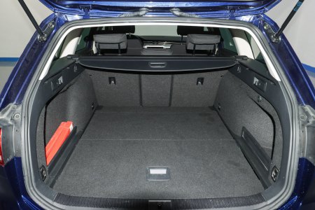 Volkswagen Passat Gasolina Advance 1.5 TSI 110kW(150CV) Variant 17