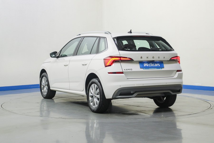 Skoda Kamiq Gasolina 1.0 TSI 81kW (110CV) DSG Ambition 8