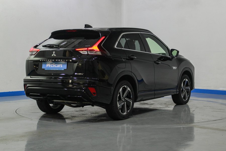 Mitsubishi Eclipse Cross Híbrido enchufable 2.4 PHEV Kaiteki+ Auto 4WD 5