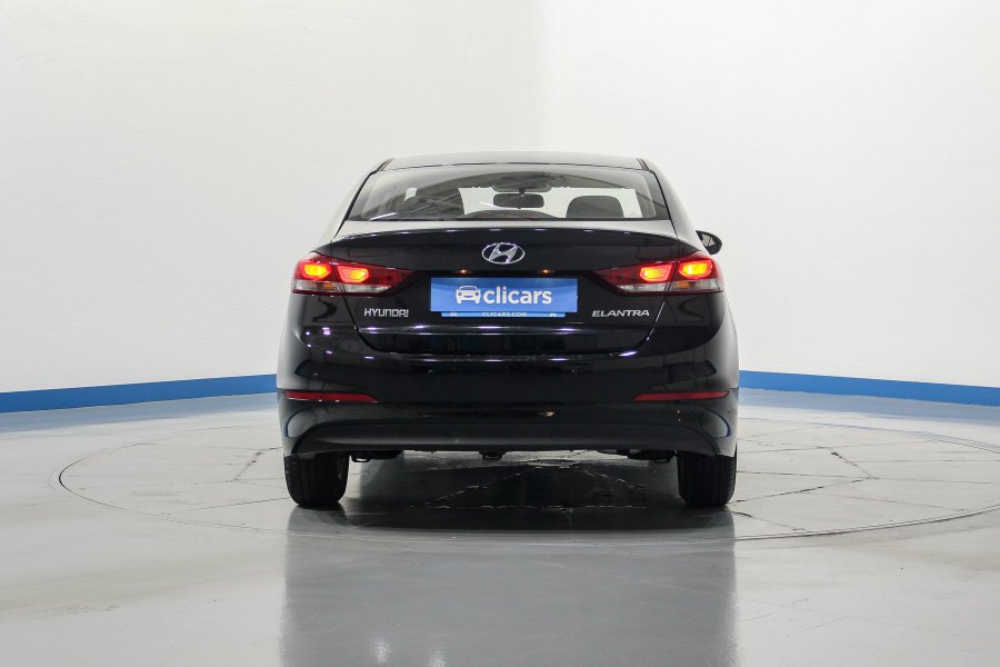 Hyundai Elantra Diésel Elantra 1.6CRDi Klass 136 4