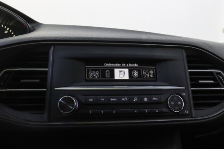 Peugeot 308 Diésel 5p Access 1.6 BlueHDi 73KW (100CV) 27