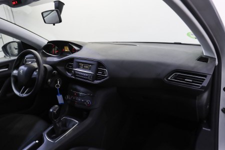 Peugeot 308 Diésel 5p Access 1.6 BlueHDi 73KW (100CV) 32