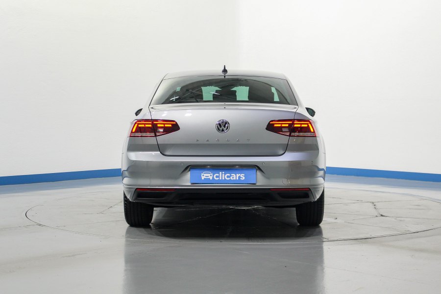 Volkswagen Passat Diésel Passat 1.6TDI Executive DSG7 4