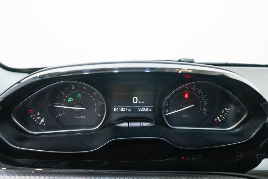 Peugeot 208 Gasolina 5P Tech Edit. PureTech 81KW (110CV) S&S 13