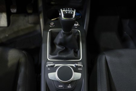 Audi Q2 Diésel Advanced 30 TDI 85kW (116CV) 27