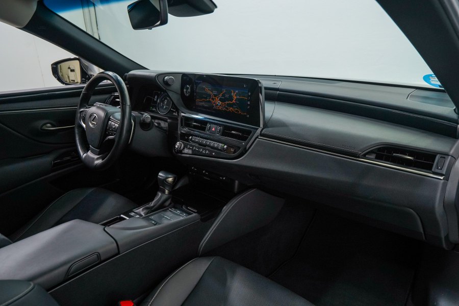 Lexus ES Híbrido ES 300h Premium 33