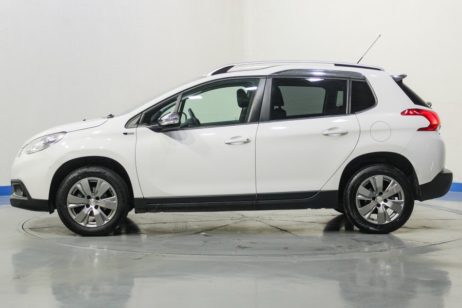 Peugeot 2008 Diésel Style 1.6 BlueHDi 100 7