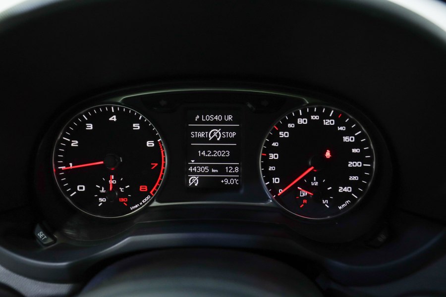 Audi A1 Gasolina Adrenalin 1.0 TFSI 70kW (95CV) Sportback 8