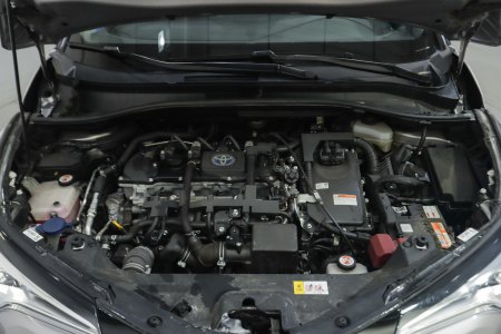 Toyota C-HR Híbrido 1.8 125H Advance 36