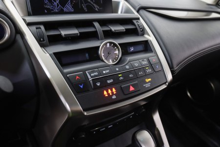 Lexus NX Híbrido 2.5 300h Sport Edition 2WD 32