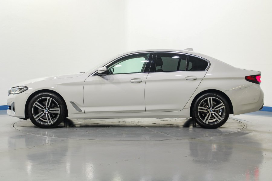 BMW Serie 5 Mild hybrid 520dA 7