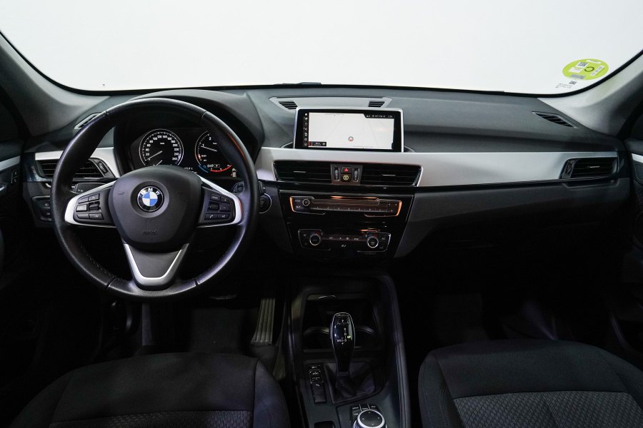 BMW X1 Diésel sDrive18dA Business 6