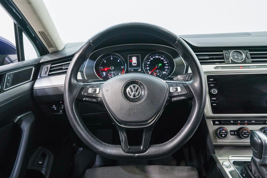 Volkswagen Passat Diésel Advance 2.0 TDI 110kW(150CV) DSG Variant 19