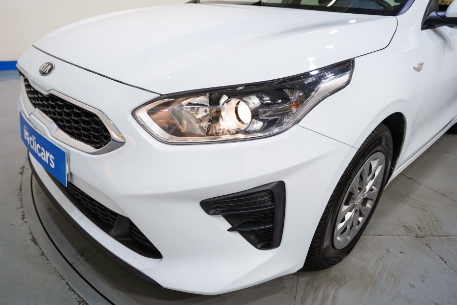 Kia Ceed Diésel 1.6 CRDi 85kW (115CV) Concept 9