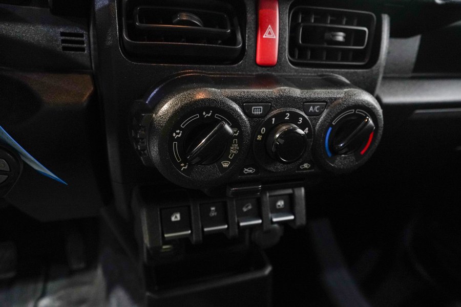 Suzuki Jimny Gasolina 1.5 PRO 5MT 24