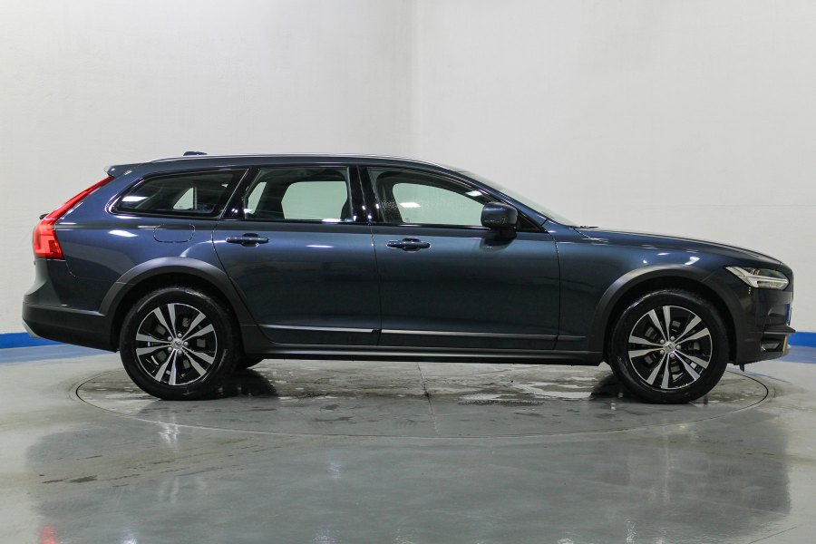 Volvo V90 Cross Country Diésel 2.0 D4 AWD 6