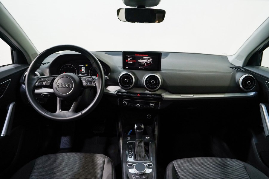 Audi Q2 Gasolina Genuine ed. 35 TFSI 110kW (150CV) S tron 11