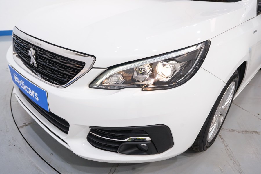 Peugeot 308 Gasolina 5p Style PureTech 110 S&S 6 Vel. MAN 9